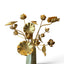 Grand bouquet bouddhiste de lotus en bois sculpté et doré – détail de la composition