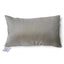 Dos gris beige texture du coussin Sinapango Interiors Paris avec motif geometrique ton sur ton